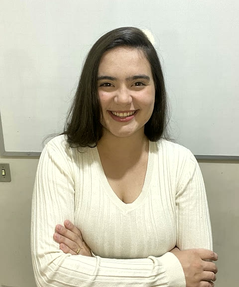 Profa. Gabriella Reis Lemes